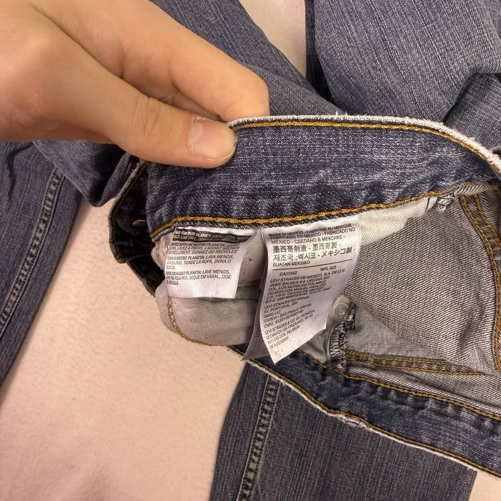 Levi's 559 Relaxed Straight Jeans Men's‎ 34x30 Medium Wash Distressed Denim